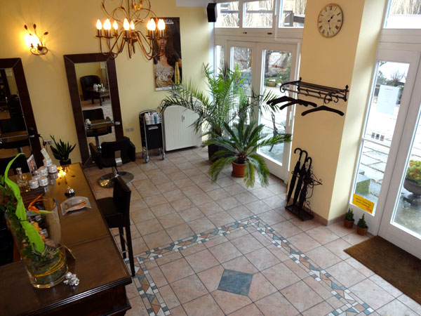 Friseursalon Arbeit 9