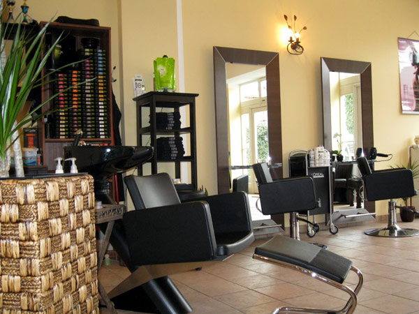 Friseursalon Arbeit 3