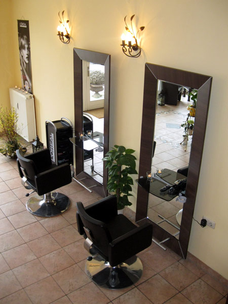 Friseursalon Arbeit 4